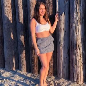 Meet your Posher, Briana